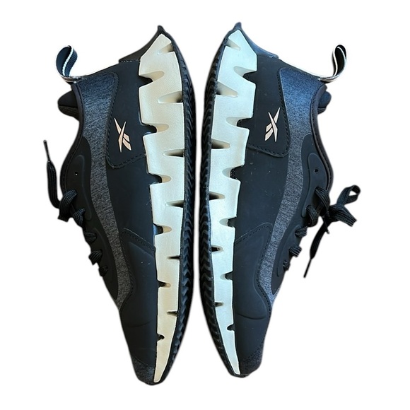 Reebok Zig Dynamica Black Athletic Sneaker Shoe  Running Training Comfort 8.5 - Picture 8 of 15